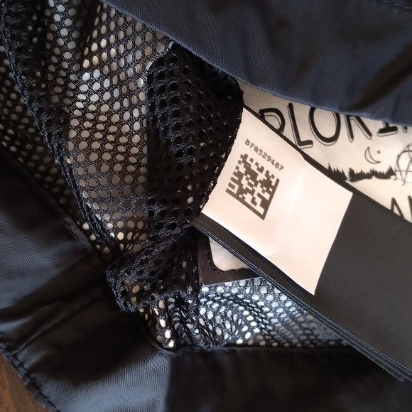 The North Face Toddler Quinn Rain Shell Jacket, 4T - TNF Black, Brand NEW, Authe - Picture 8 of 8